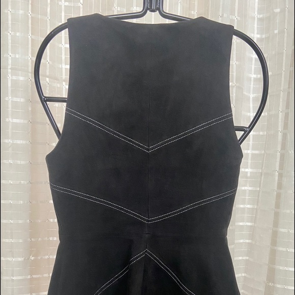 🦋SALE🦋 Black BCBG dress - Picture 3 of 3
